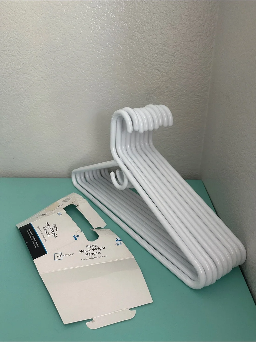 Mainstays 9 Heavyweight Plastic Clothes Hangers-Strong Support-brand new